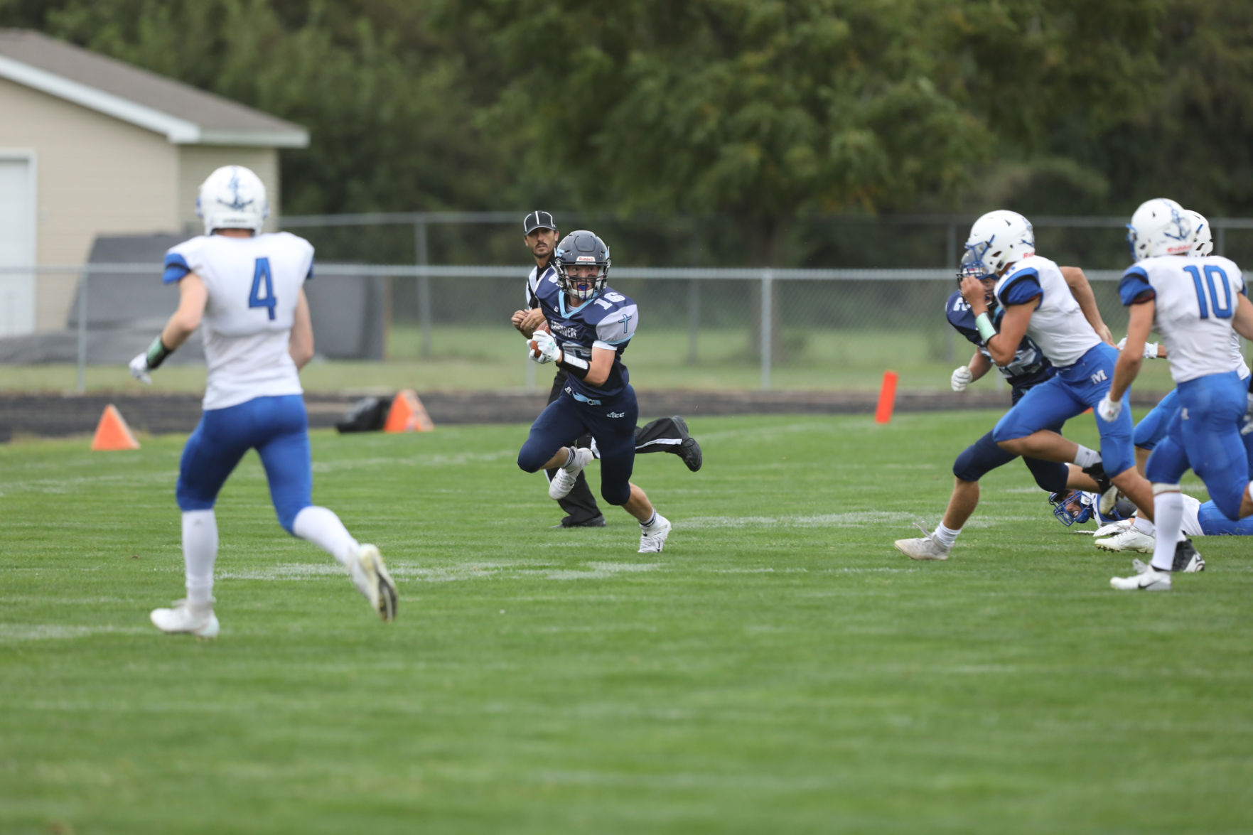Outtakes_083119_giccfootball_zlm05A.JPG